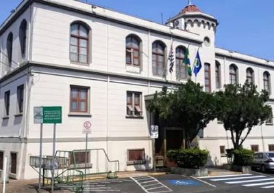 Sess&atilde;o ordin&aacute;ria desta ter&ccedil;a (11) pode ter projetos do Executivo enviados em regime de urg&ecirc;ncia, levantando cr&iacute;ticas sobre prazos e debates