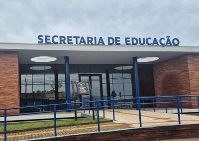 Pais e respons&aacute;veis devem procurar a escola municipal mais pr&oacute;xima para organizar a demanda e garantir o planejamento das vagas do pr&oacute;ximo ano letivo