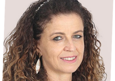 Evento gratuito alusivo ao Dia Internacional das L&iacute;nguas de Sinais ocorre das 14h &agrave;s 17h, debatendo avan&ccedil;os e desafios na educa&ccedil;&atilde;o de surdos