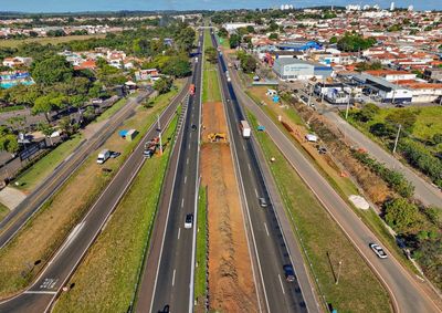 Projeto de R$ 150 milh&otilde;es inclui vias marginais, ciclovias e novas passarelas para separar tr&aacute;fego local e de longa dist&acirc;ncia at&eacute; 2027