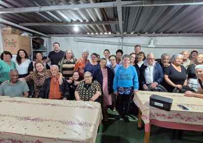 Em visita ao CCI Maria Catarina Cavicchioli Val&eacute;rio nesta ter&ccedil;a-feira (1&ordm;), chefe do Executivo entregou ve&iacute;culo totalmente recuperado &agrave; institui&ccedil;&atilde;o