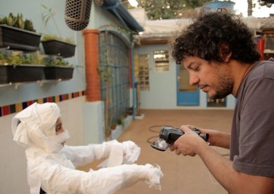 Programa Sess&atilde;o BR1 &eacute; exibido pela FAFQ TV e re&uacute;ne produ&ccedil;&otilde;es brasileiras de drama, aventura, m&uacute;sica e juventude