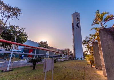 Oportunidades exigem ensino m&eacute;dio completo para atuar na produ&ccedil;&atilde;o de nova linha de lavadoras; inscri&ccedil;&otilde;es seguem abertas at&eacute; o preenchimento