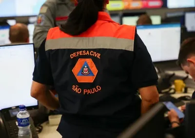 Treinamento abrange 645 cidades at&eacute; dezembro e chega &agrave; regi&atilde;o de Araraquara no dia 30; a&ccedil;&atilde;o prepara equipes contra tempestades e calor extremo