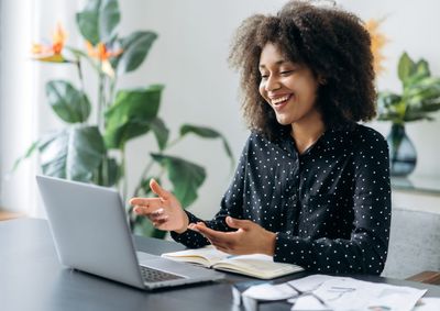 Jornada Empreendedora oferece cursos em tecnologia, beleza e gest&atilde;o; Boa Esperan&ccedil;a do Sul e Rio Claro contam com vagas de qualifica&ccedil;&atilde;o profissional