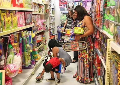 Pesquisa para o Dia das Crian&ccedil;as avaliou 28 produtos em lojas do munic&iacute;pio; jogo de tabuleiro lidera diferen&ccedil;as com salto de mais de 200% nos pre&ccedil;os