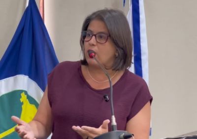Vereadora cobra explica&ccedil;&otilde;es da 
Prefeitura de S&atilde;o Carlos sobre verbas para o Plano de Carreira e o cumprimento do acordo coletivo dos servidores.