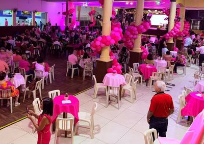 Evento arrecada kits de higiene para troca de camisetas; rede municipal de sa&uacute;de tamb&eacute;m intensifica oferta de exames de preven&ccedil;&atilde;o no m&ecirc;s