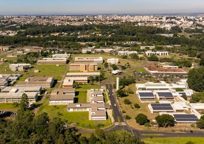 Sem processo seletivo ou exig&ecirc;ncia de conhecimento pr&eacute;vio, forma&ccedil;&atilde;o &eacute; autoinstrucional, oferece certificado e pode ser acessada de todo o pa&iacute;s