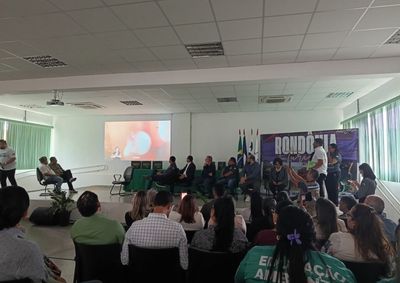 Comitiva de vereadores e secret&aacute;rios participa de evento da SETUR em Guajar&aacute;-Mirim para fortalecer o setor no Vale do Guapor&eacute;