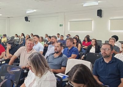 Vereador destaca import&acirc;ncia da qualifica&ccedil;&atilde;o cont&iacute;nua para aprimorar atua&ccedil;&atilde;o e entregar melhores resultados &agrave; popula&ccedil;&atilde;o

