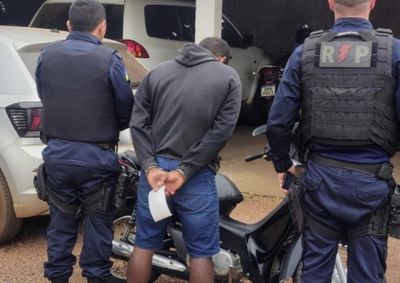 Ve&iacute;culo foi localizado durante patrulhamento. 

