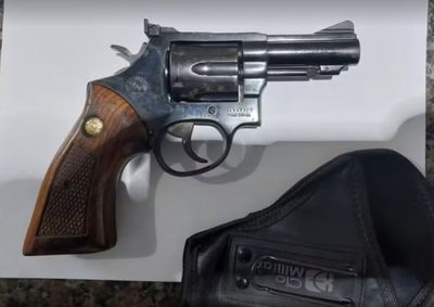 Situa&ccedil;&atilde;o foi identificada durante a inspe&ccedil;&atilde;o de passageiros e bagagens com uso de aparelho de raio X