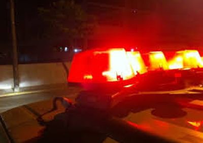 Gestante de cinco meses e o esposo receberam atendimento do Corpo de Bombeiros e foram encaminhados ao hospital