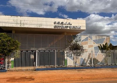 Matr&iacute;culas para alfabetiza&ccedil;&atilde;o, ensino fundamental e m&eacute;dio seguem abertas at&eacute; 31 de julho no CEEJA Get&uacute;lio Vargas.