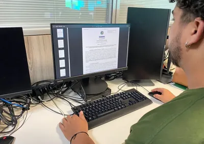A iniciativa tem como objetivo reconhecer e valorizar projetos inovadores desenvolvidos por professores de L&iacute;ngua Portuguesa e Matem&aacute;tica da Rede Estadual 