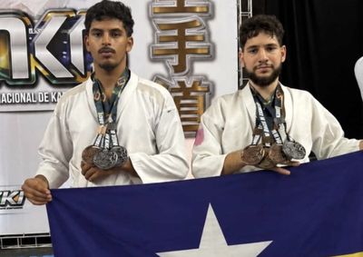 Kaio L&aacute;zaro e Andr&eacute; Munarin somaram sete medalhas na Copa do Brasil da CNKB e garantiram classifica&ccedil;&atilde;o para o Pan-Americano e o Mundial.