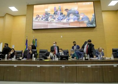 Projeto que libera R$ 96,7 milh&otilde;es para infraestrutura deixou de ser votado por falta de deputados, afetando repasses em Rond&ocirc;nia.