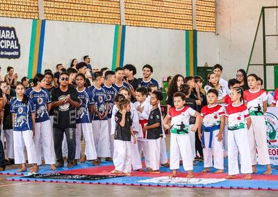 Munic&iacute;pio localizado no Vale do Guapor&eacute; recebeu a VII Copa F&ecirc;nix de Karat&ecirc; neste final de semana, encerrando o calend&aacute;rio oficial da modalidade no estado.