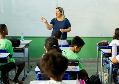 Inscri&ccedil;&otilde;es seguem at&eacute; 18 de junho e sele&ccedil;&atilde;o prev&ecirc; cadastro reserva para atua&ccedil;&atilde;o na rede estadual em 2027
