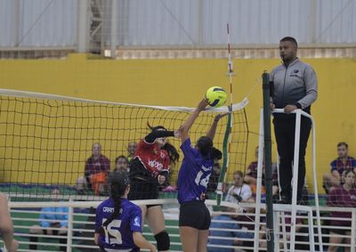 Competi&ccedil;&atilde;o reuniu equipes masculinas e femininas no CIE Bordon durante o fim de semana