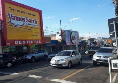 Documento encaminhado &agrave; Prefeitura re&uacute;ne sugest&otilde;es para melhorar a mobilidade enquanto novo sistema de estacionamento rotativo n&atilde;o &eacute; implantado
