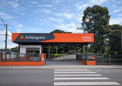 Institui&ccedil;&atilde;o vai conceder duas bolsas de 100% e descontos de at&eacute; 70% em mais de 30 cursos para participantes