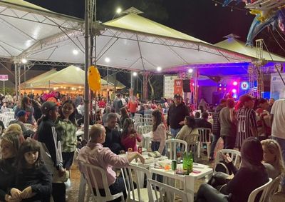 Maior festa religiosa do munic&iacute;pio acontece em julho com comidas t&iacute;picas, shows, sorteios e almo&ccedil;o especial no Dia da Padroeira