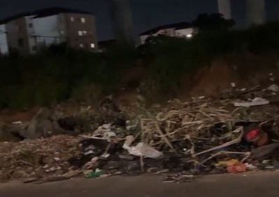 Descarte irregular de lixo, queimadas e falta de seguran&ccedil;a preocupam moradores da regi&atilde;o central de Nova Veneza, em Sumar&eacute;
