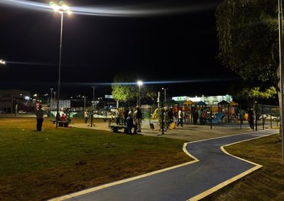 Espa&ccedil;o recebeu ilumina&ccedil;&atilde;o em LED, academia ao ar livre, ciclovia, brinquedos infantis e sistema de monitoramento Smart Suma