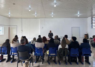 Iniciativa da Prefeitura fortalece v&iacute;nculos familiares e promove orienta&ccedil;&otilde;es para pais e respons&aacute;veis na forma&ccedil;&atilde;o de crian&ccedil;as e adolescentes