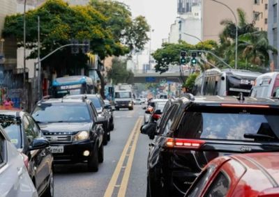 Em todo Estado de S&atilde;o Paulo, mais de 7 milh&otilde;es j&aacute; est&atilde;o regularizados; calend&aacute;rio oficial de licenciamento come&ccedil;a em julho