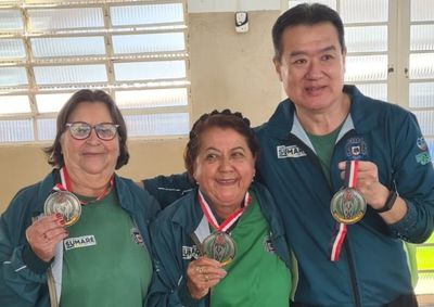  Delega&ccedil;&atilde;o sumareense brilhou nas modalidades Truco, T&ecirc;nis de Mesa e Dan&ccedil;a de Sal&atilde;o durante a 28&ordf; edi&ccedil;&atilde;o do JOMI, realizada em S&atilde;o Jo&atilde;o da Boa Vista