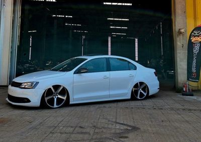 Evento gratuito ser&aacute; realizado no dia 23 de julho, &agrave;s 19h30, em posto de combust&iacute;veis no Pq  Virginio Basso, reunindo apaixonados por carros personalizados