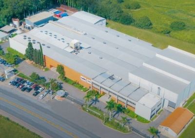 Empresa recebe curr&iacute;culos de moradores de Sumar&eacute;, Hortol&acirc;ndia, Americana e Santa B&aacute;rbara d&rsquo;Oeste; h&aacute; fun&ccedil;&otilde;es com e sem experi&ecirc;ncia e benef&iacute;cios variados
