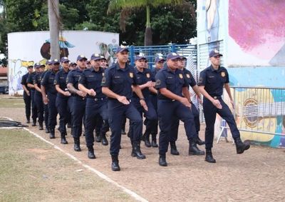 Inscri&ccedil;&otilde;es come&ccedil;am nesta quinta-feira (23) e seguem at&eacute; 25 de agosto. Certame oferece vagas para homens, mulheres e pessoas com defici&ecirc;ncia.
