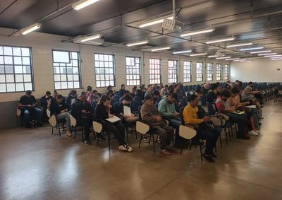 Sele&ccedil;&atilde;o em parceria com a Bravo Servi&ccedil;os Log&iacute;sticos oferece oportunidades para conferente, operador de transpaleteira e faturamento.