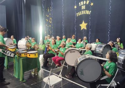 Evento integra as comemora&ccedil;&otilde;es pelos 158 anos do munic&iacute;pio e re&uacute;ne participantes dos grupos de conviv&ecirc;ncia em uma grande celebra&ccedil;&atilde;o da arte e do envelhecim