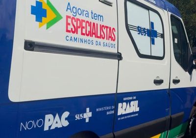 Ve&iacute;culo refor&ccedil;a a frota da Secretaria Municipal de Sa&uacute;de e amplia o atendimento para consultas, exames e tratamentos especializados.