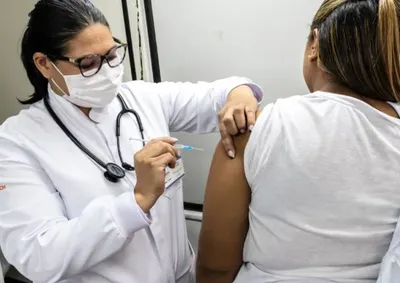 Mobiliza&ccedil;&atilde;o busca atualizar a caderneta de crian&ccedil;as e adolescentes menores de 15 anos; vacinas s&atilde;o oferecidas gratuitamente pelo SUS