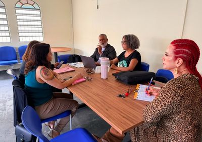 Grupo da Secretaria de Educa&ccedil;&atilde;o discutiu forma&ccedil;&atilde;o de professores, materiais pedag&oacute;gicos e fortalecimento das diretrizes previstas na legisla&ccedil;&atilde;o federal