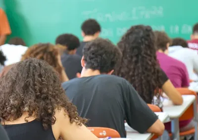Material re&uacute;ne informa&ccedil;&otilde;es sobre cursos, vagas, campi, formas de ingresso e orienta&ccedil;&otilde;es para as provas da Fuvest