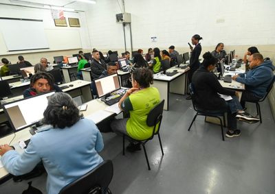 Evento ser&aacute; realizado na Ceasa Campinas com programa&ccedil;&atilde;o tem&aacute;tica de in&iacute;cio da primavera; candidatos ter&atilde;o triagem, entrevistas e processos seletivos