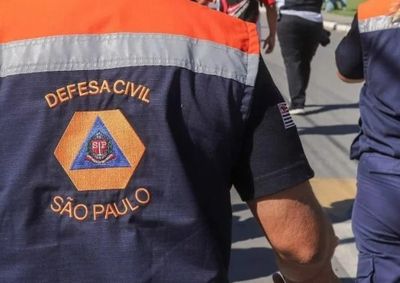Reuni&atilde;o tratou do atendimento &agrave;s fam&iacute;lias atingidas por alagamentos e dos danos provocados em pontes e estradas vicinais de Sumar&eacute;