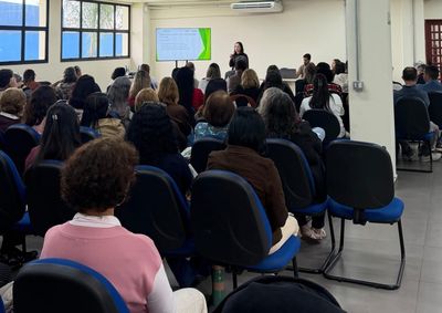 Capacita&ccedil;&atilde;o reuniu profissionais de Sumar&eacute;, Paul&iacute;nia e Hortol&acirc;ndia e abordou sintomas, transmiss&atilde;o, preven&ccedil;&atilde;o e import&acirc;ncia do diagn&oacute;stico precoce