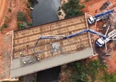 Obra segue dentro do cronograma e prev&ecirc; liga&ccedil;&atilde;o entre regi&otilde;es da cidade, com transposi&ccedil;&atilde;o da linha f&eacute;rrea e do Ribeir&atilde;o Quilombo