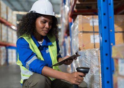 Oportunidades s&atilde;o para auxiliar de log&iacute;stica, com sal&aacute;rio de R$ 1.142,33 e benef&iacute;cios; sele&ccedil;&atilde;o ser&aacute; nesta quinta-feira (29), no CRAS Mat&atilde;o