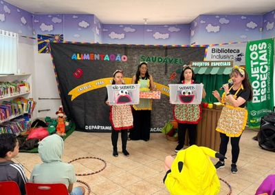 Programa&ccedil;&atilde;o re&uacute;ne atividades de conviv&ecirc;ncia, cultura e lazer para alunos de toda a rede municipal

