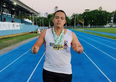 Anderson Duda foi campe&atilde;o no arremesso de peso e nos 800 metros, al&eacute;m de subir ao p&oacute;dio no lan&ccedil;amento de disco e dardo