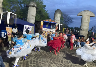 Evento gratuito re&uacute;ne quadrilha junina, forr&oacute;, exposi&ccedil;&atilde;o de arte e comidas t&iacute;picas no Parque dos Mamulengos Gigantes